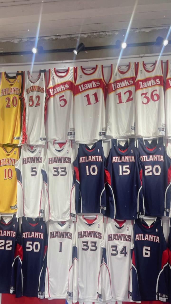 包含亚特兰大老鹰训练开放日,转会期刷新队史纪录引观众欢呼,欧篮联在即,年轻球员获得机会的词条 包含亚特兰大老鹰训练开放日,转会期刷新队史纪录引观众欢呼,欧篮联在即,年轻球员获得机会的词条